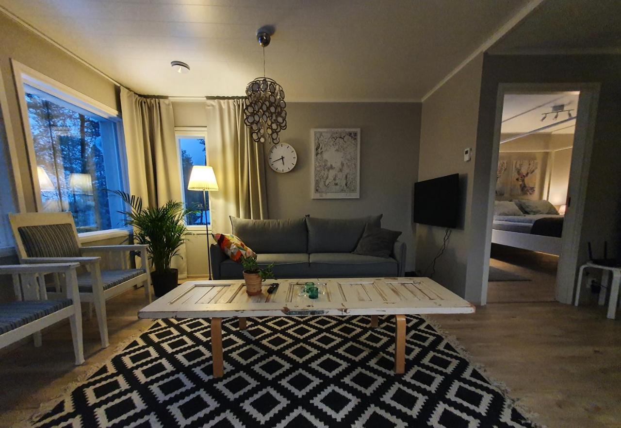 Vaere Holiday Home - Lakeside Relaxation Point Inari Exterior foto